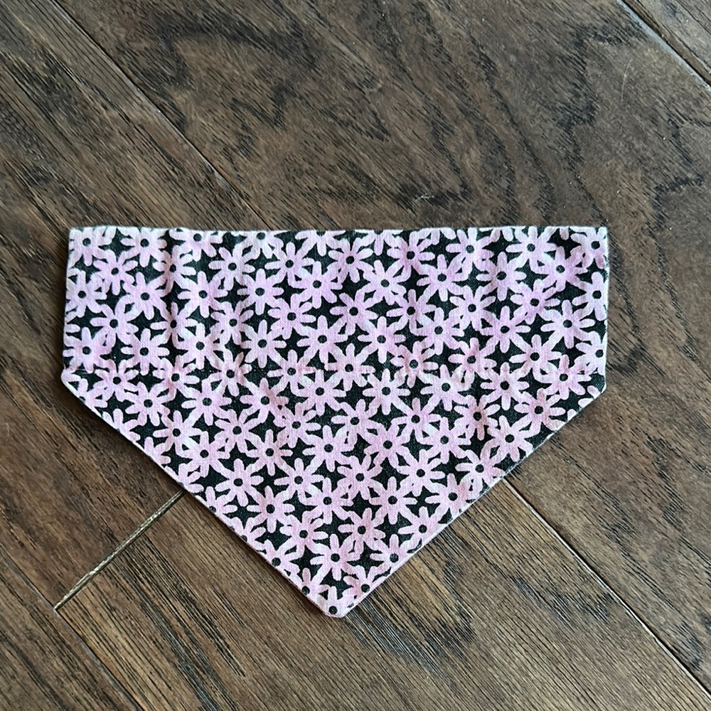 🌞Summer sale! 50% off! Pink Floral Pet Bandana🌞